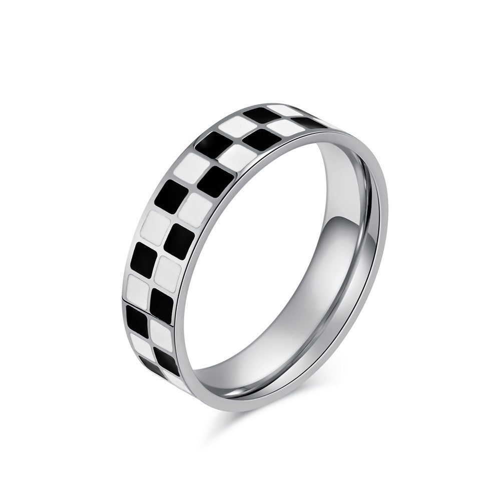 Black and white checkered titanium steel tail ring ring women's square fashion commuting small fragrance accessory
