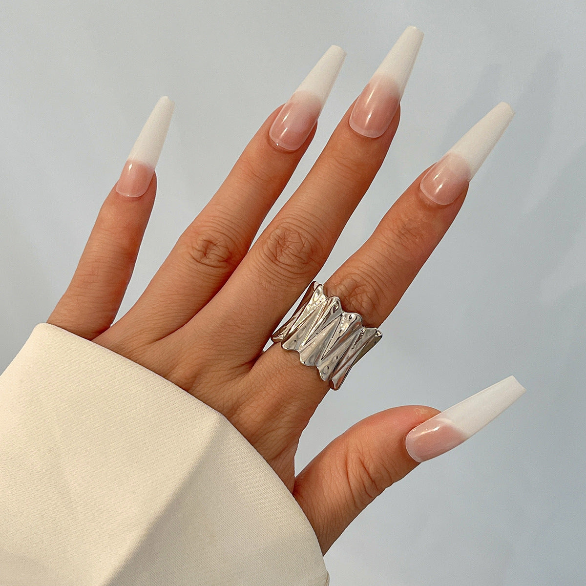 Hip hop style oversized irregular smooth twisted ring, droplet alloy pleated ring