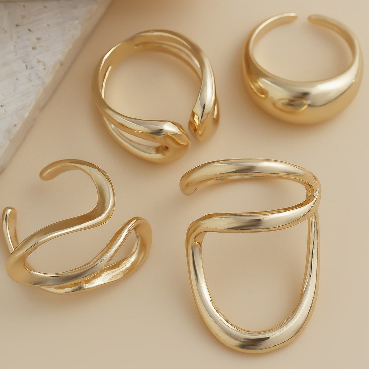 Minimally irregular lava open smooth ring set, niche hollow arc-shaped design ring